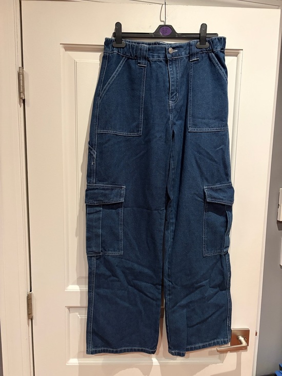 Forever 21 Denim - Forever 21 Dark Blue Wide-Leg Cargo Jeans